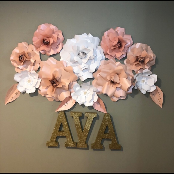 Paper flower - Picture 3 of 3